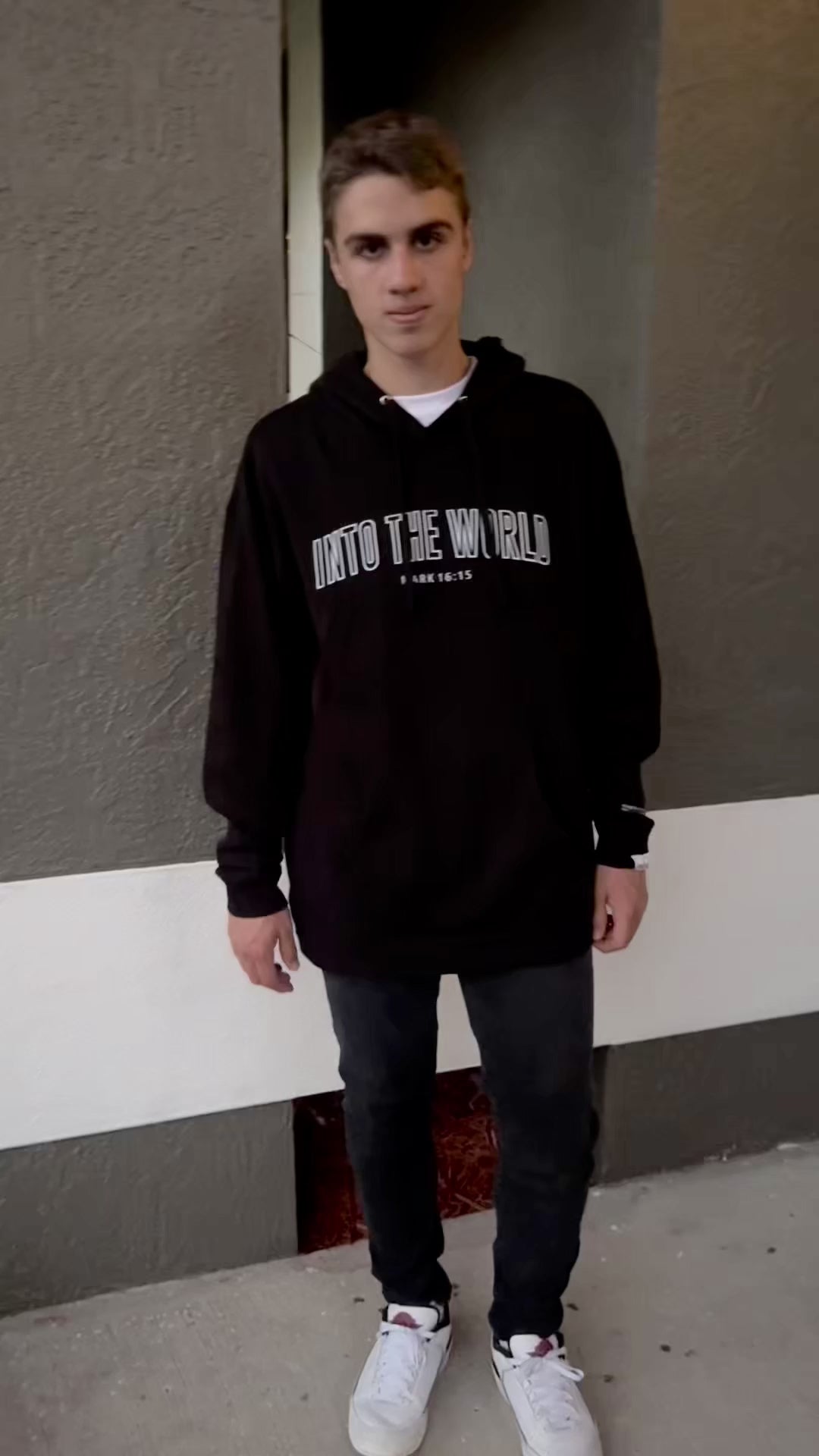 INTO THE WORLD PULLOVER HOODIE