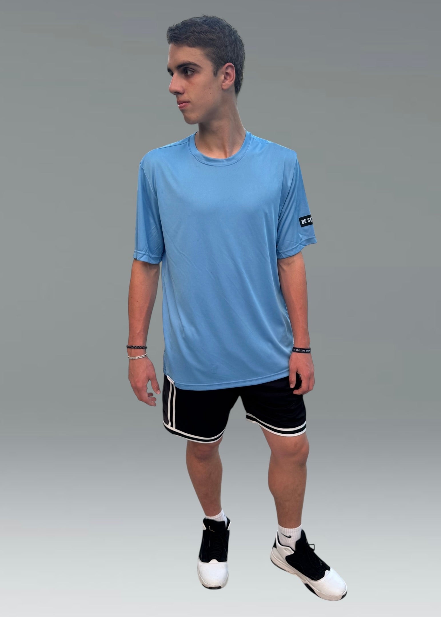 BE STRONG BREATHABLE WORKOUT ATHLETIC OFF-WHITE TEE