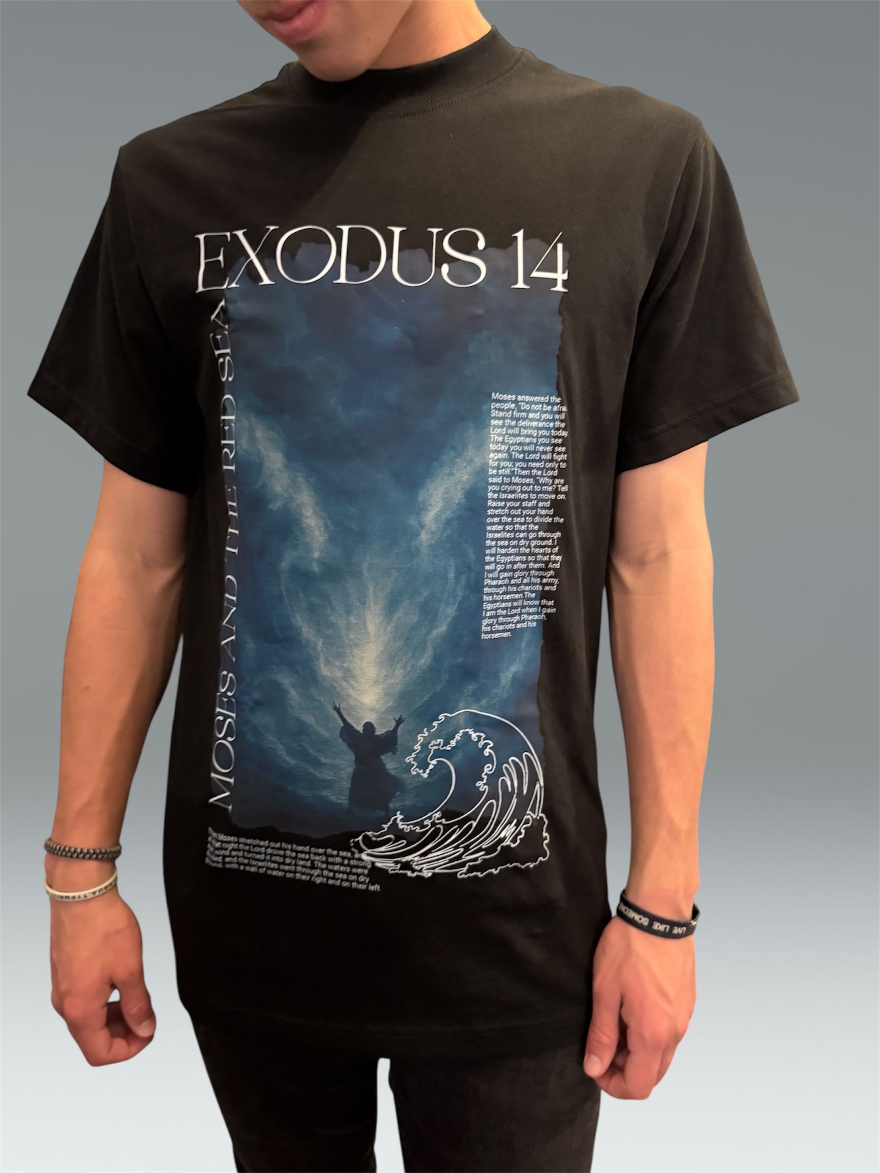 BIBLE STORY OVERSIZED HEAVYWEIGHT EXODUS 14 GRAPHIC TEE