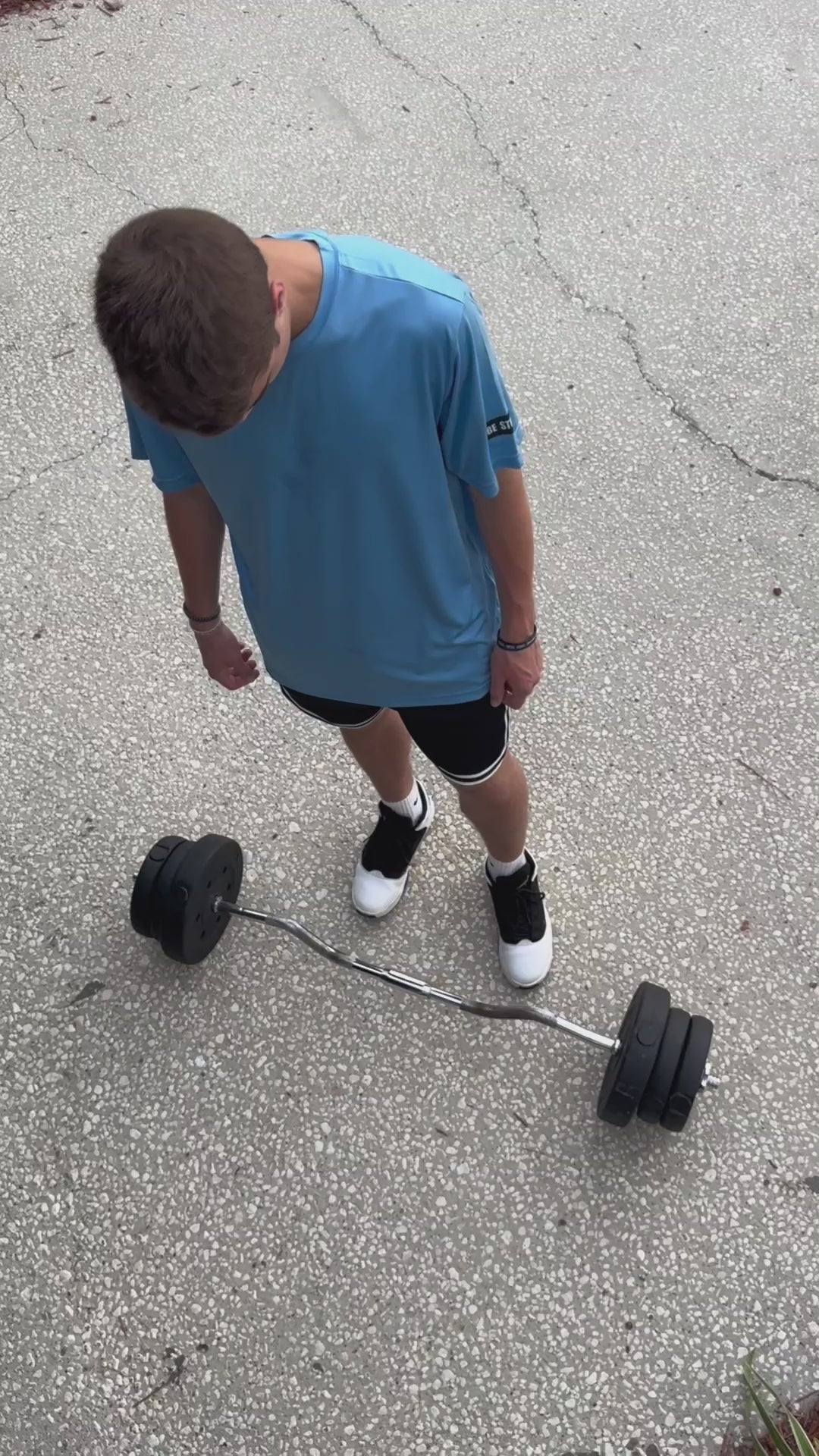 BE STRONG BREATHABLE WORKOUT ATHLETIC FOREST-GREEN TEE